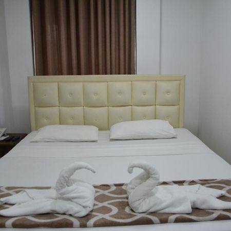 Saasha City Hotel Colombo Exteriör bild