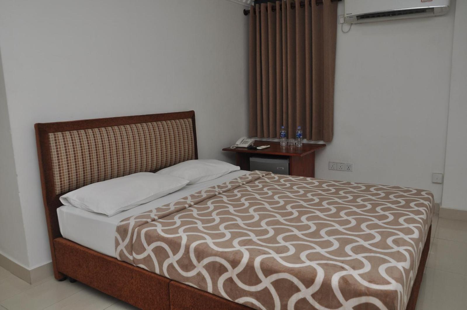 Saasha City Hotel Colombo Exteriör bild